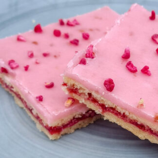 Glutenfri pink / lyserød hindbærsnitter - Isabella's
