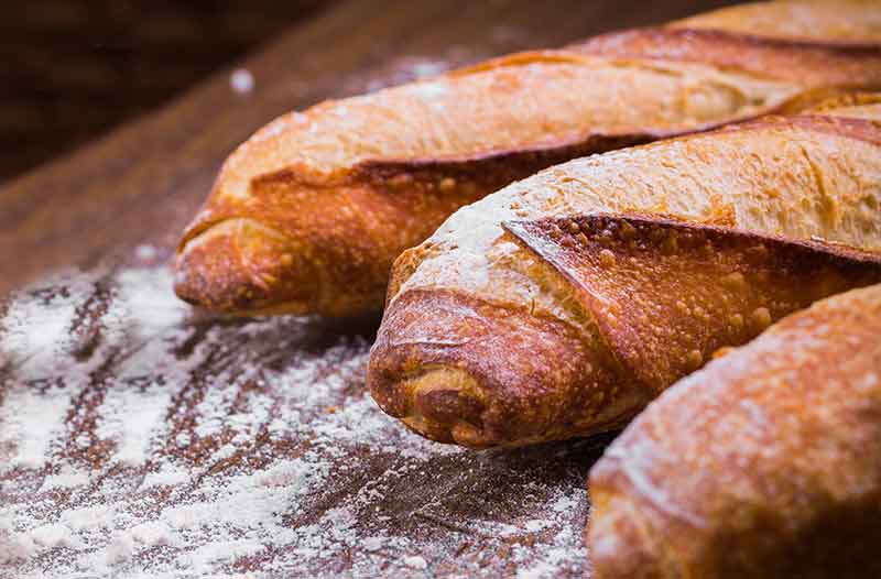 Opskrift fra Lindroos på glutenfrie hvidløgssnurrer Glutenfri hvidløgssnurrer