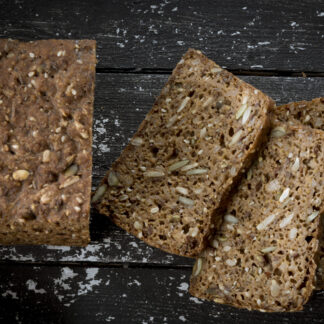 Glutenfri rugbrød i varmefast folie