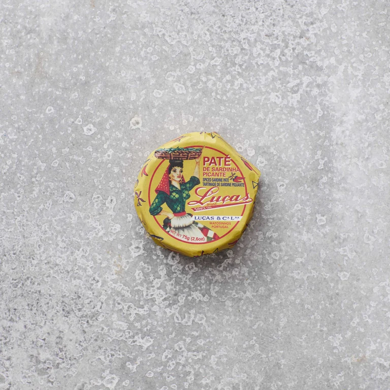 sardin pate med chili og peber og tomat